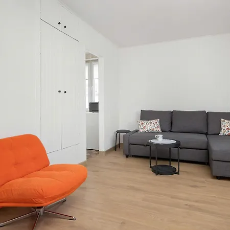 Bright Wladyslawa Iv In Centre By Renters * Gdynia