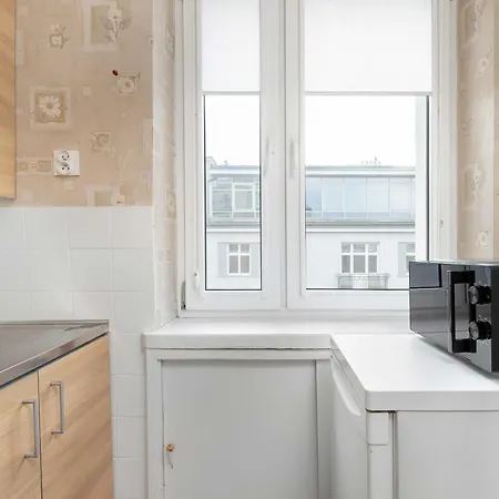 Bright Wladyslawa Iv In Centre By Renters * Gdynia