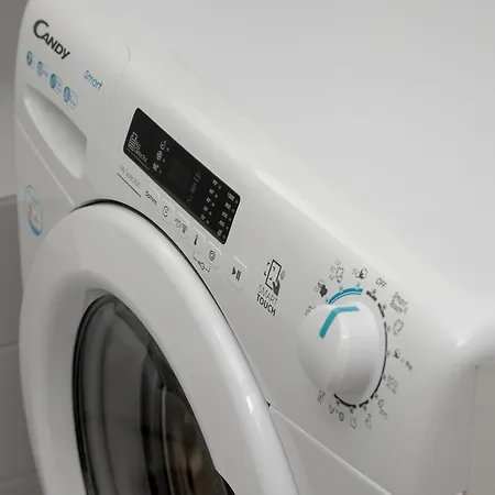 Bright Wladyslawa Iv In Centre By Renters